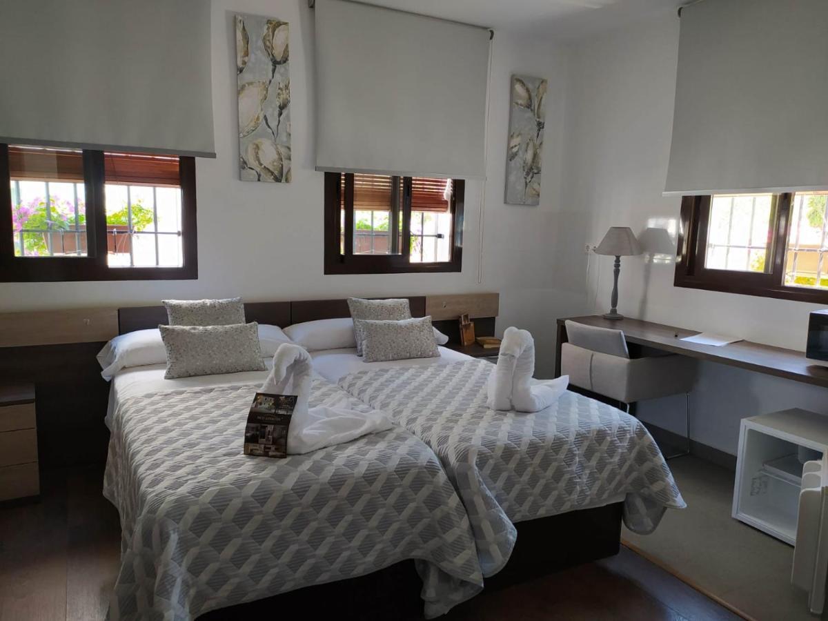 Hostal Rural Pico Aznaitin - Sierra Mágina Albanchez de Úbeda Exterior foto